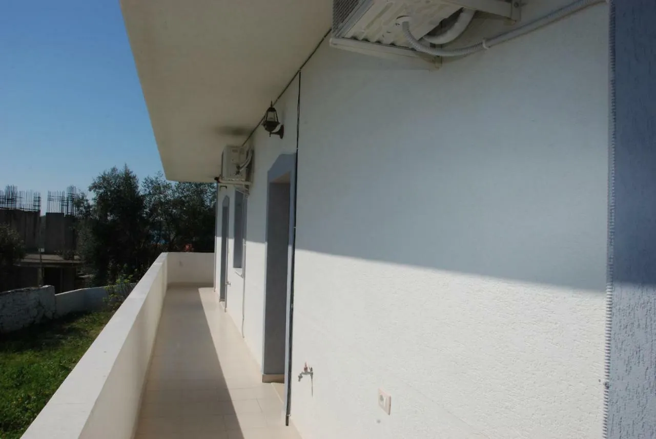 Rama Apartments Sarande 0*,